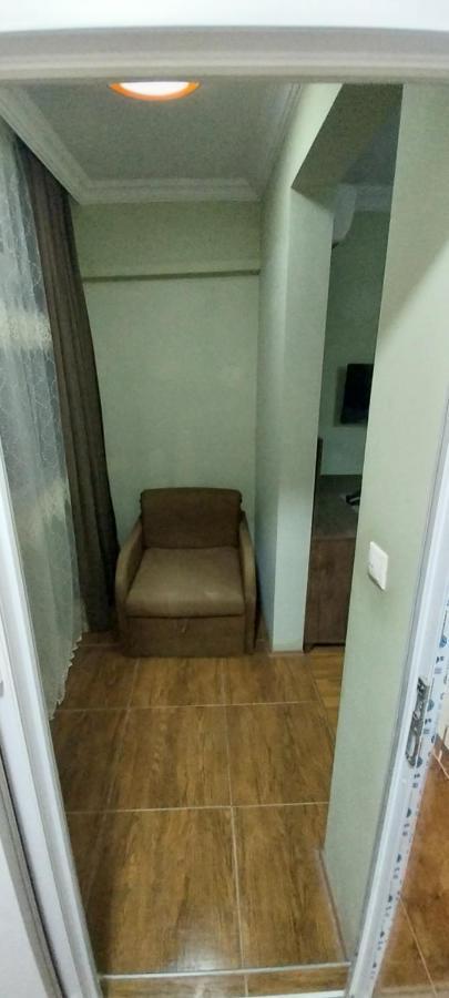 Hostel Gomani Batumi Exterior photo