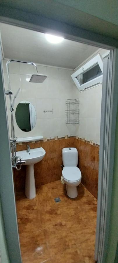 Hostel Gomani Batumi Exterior photo